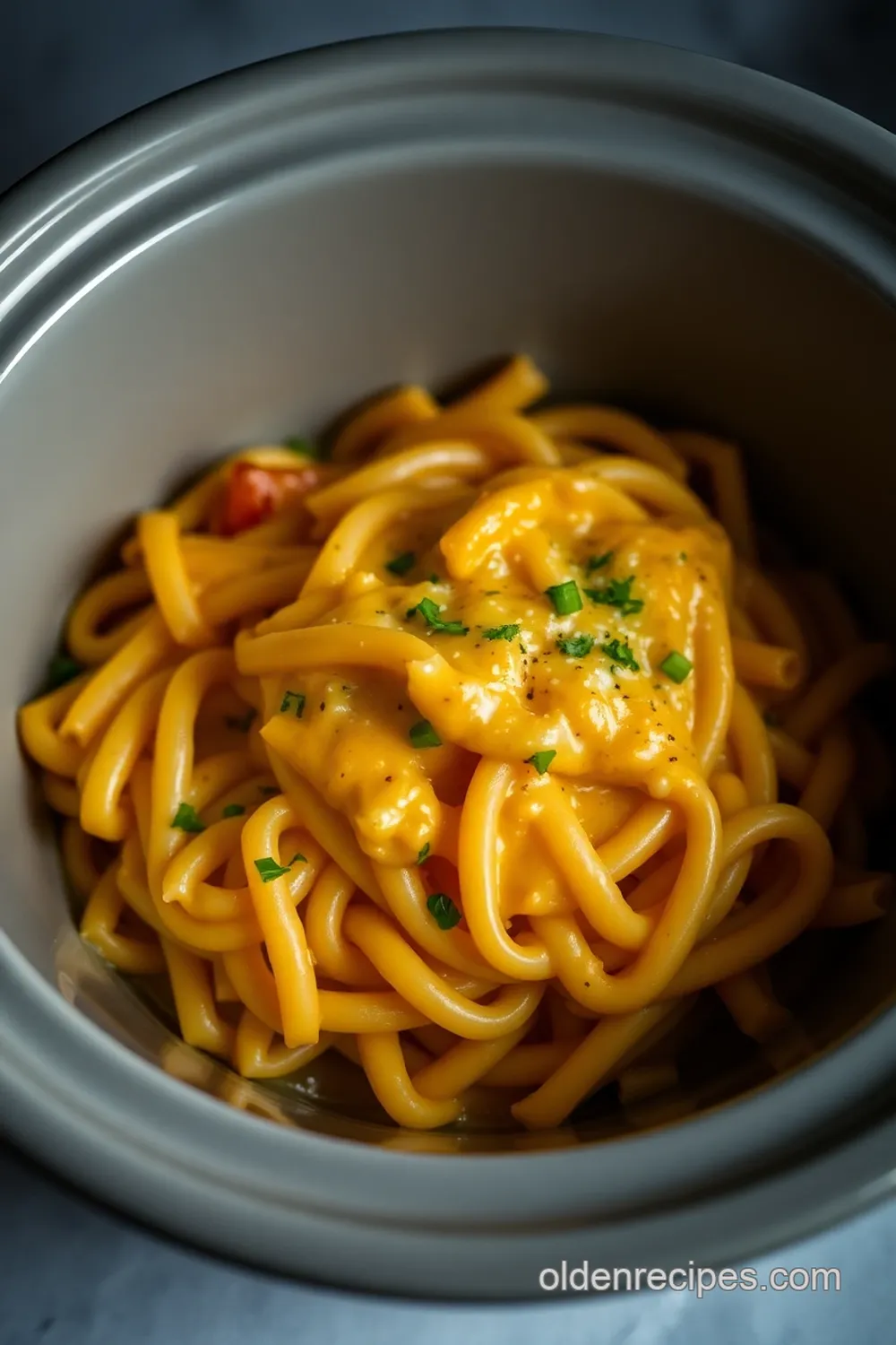 crockpot mac and cheese Presentation